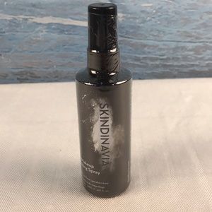 Skindinavia Makeup Finishing Spray NEW